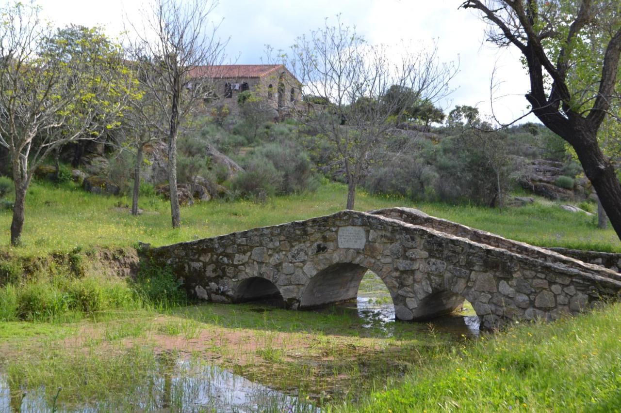 Albergue La Jarilla Plasenzuela Esterno foto