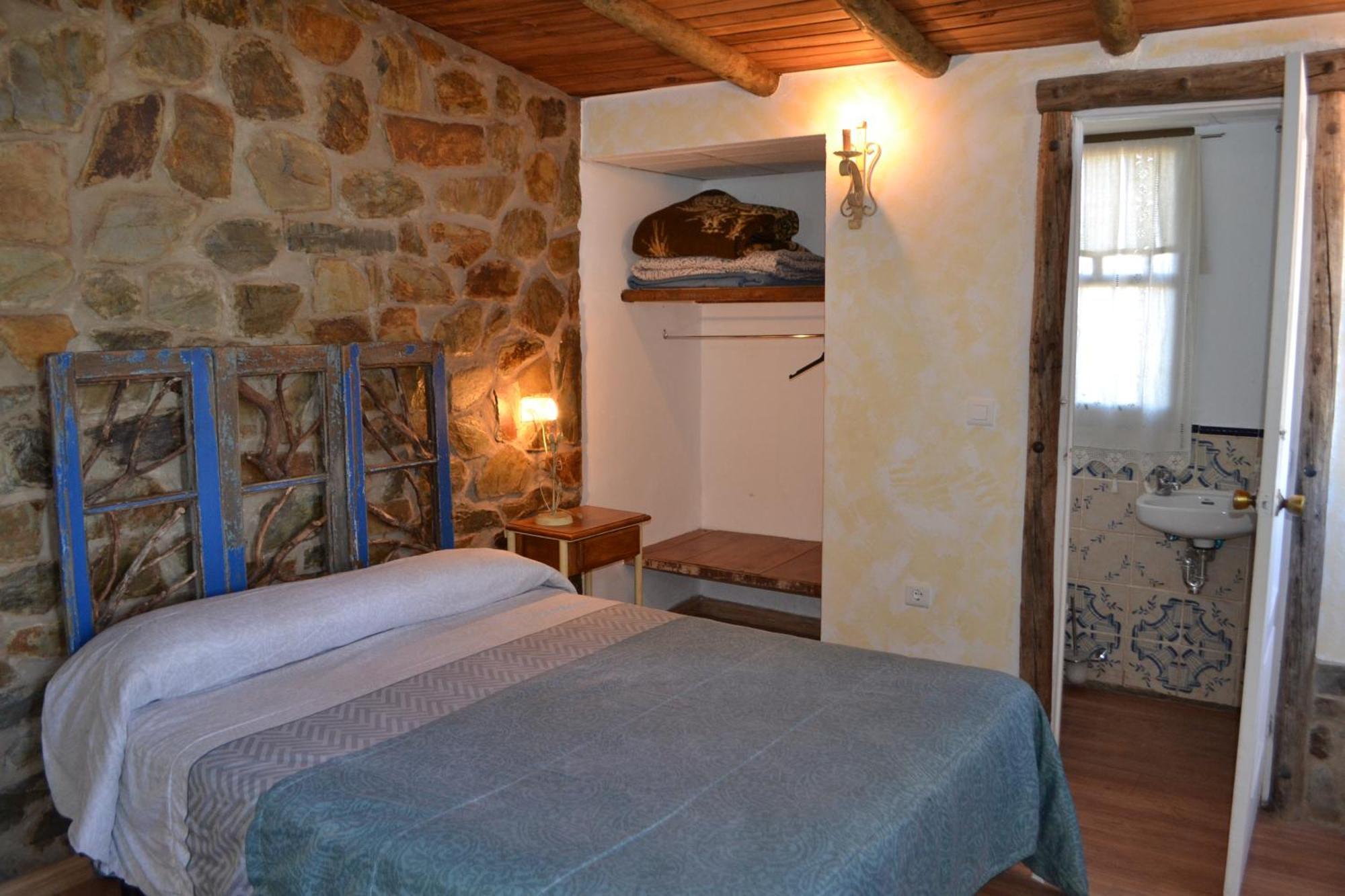 Albergue La Jarilla Plasenzuela Esterno foto